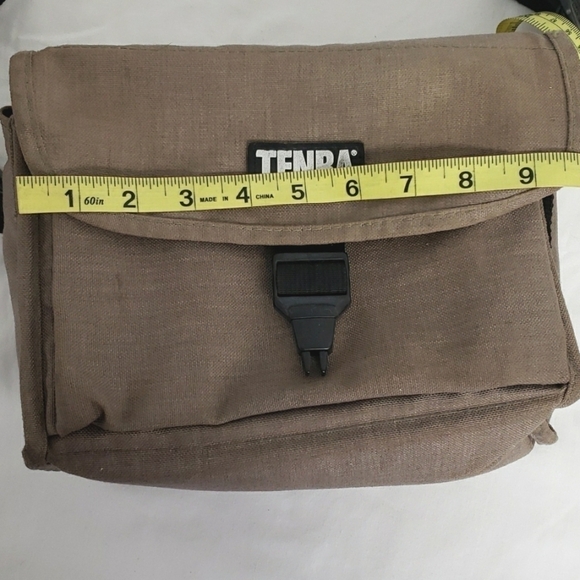 TENBA 1 Camera Bag 7h x 9w x 4d Tan Canvas USA made - Picture 10 of 12